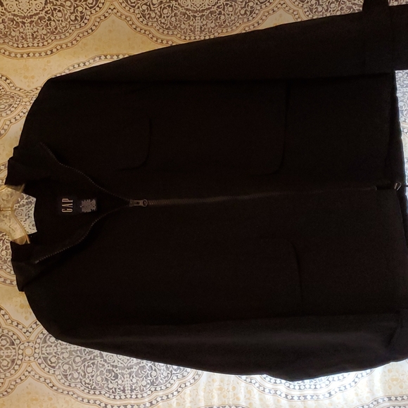 Windbreaker - Picture 3 of 4